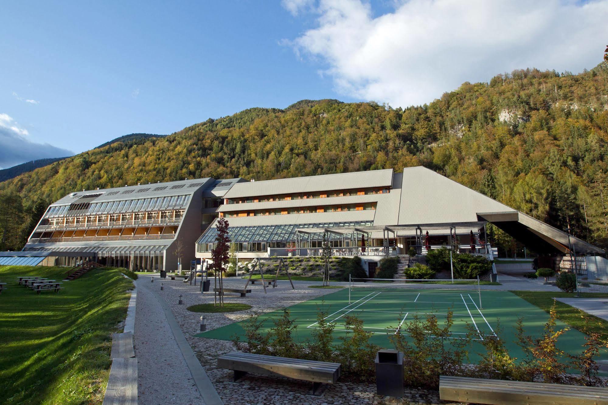 Hotel Spik Kranjska Gora Ngoại thất bức ảnh